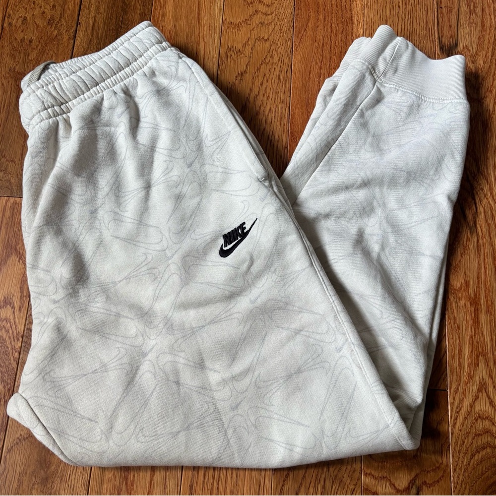 Nike Men’s All Over Print Sweatpants